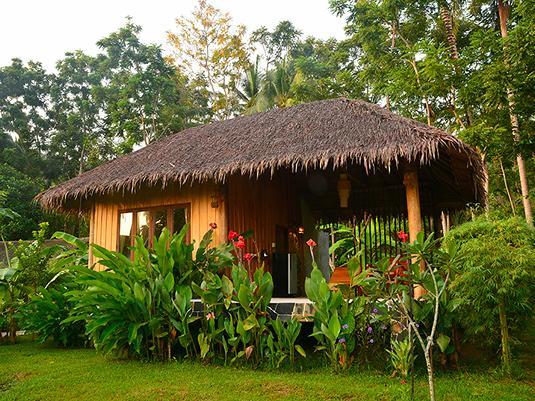 Thiwson Beach Resort - Sha Extra Plus Ko Yao Esterno foto